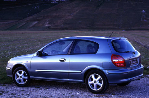 ALMERA (N16)